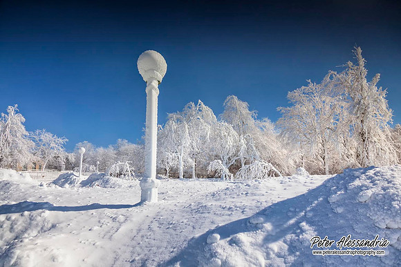 Niagara Falls winter