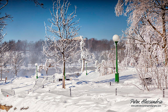 Niagara Falls winter