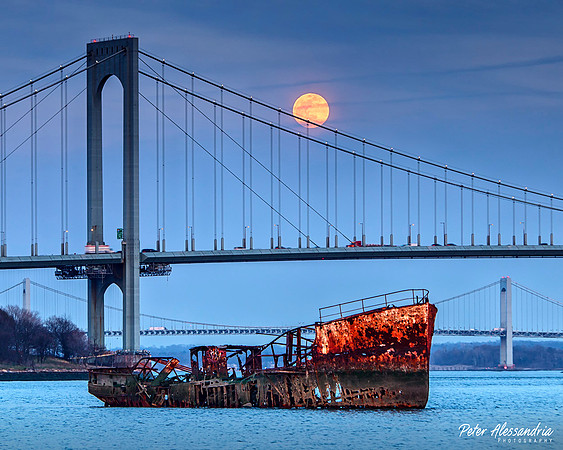 Shipwreck Bronx New York City