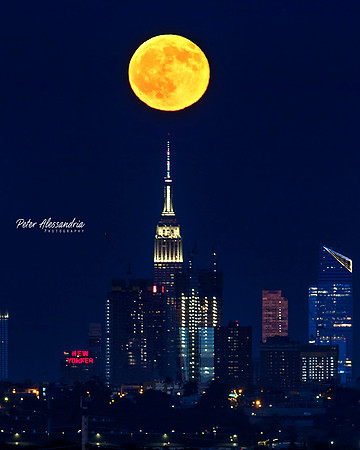 Empire State Full Moon