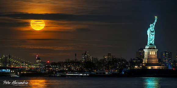 Statue of Liberty Wolf Full Moon